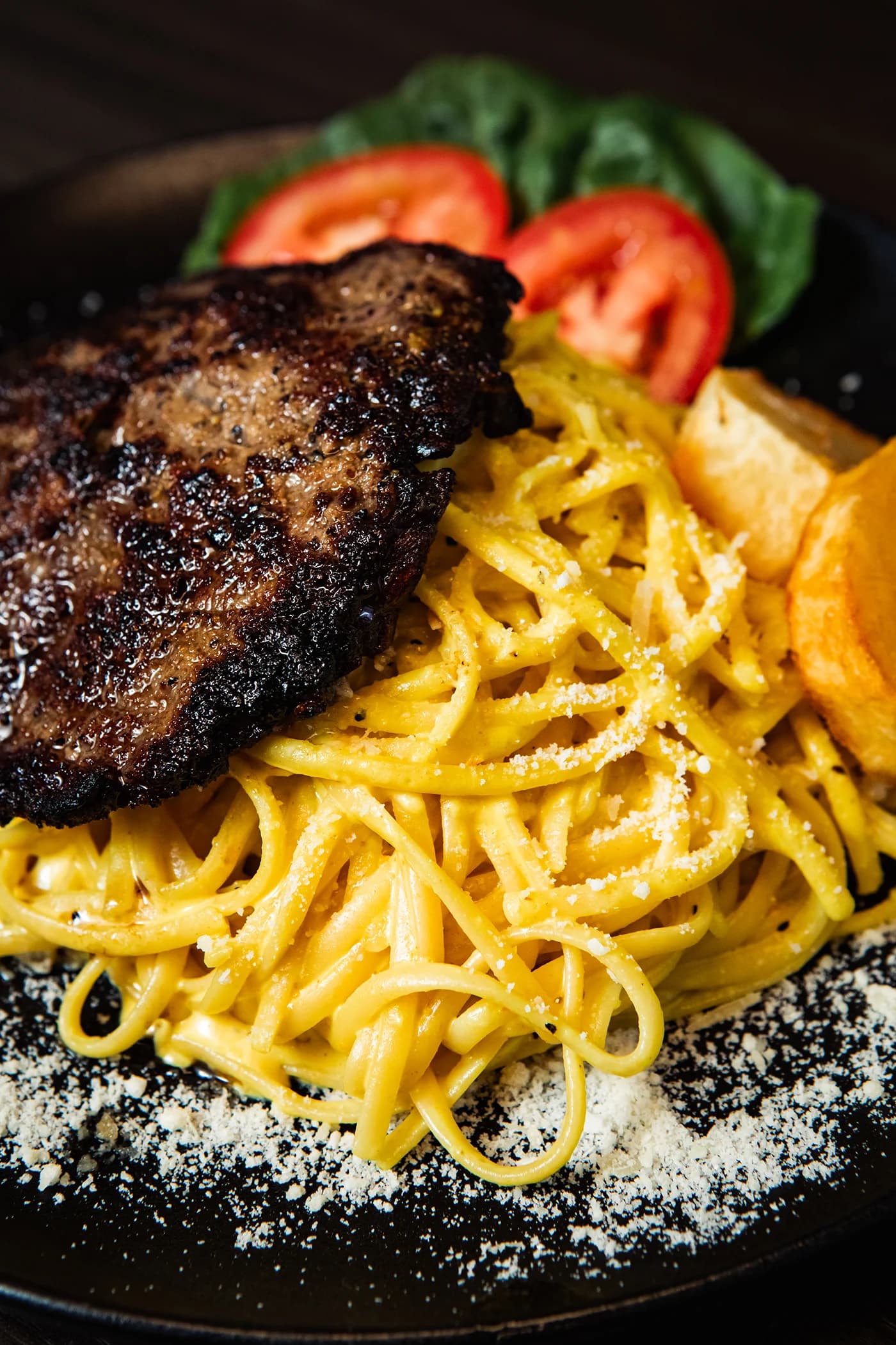 Tallarines a la Huancaina-Ribeye